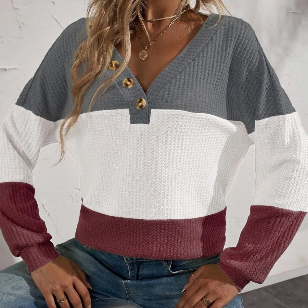 Casual Womens button detailed colorblock Tee multi color - Picture 3 of 4